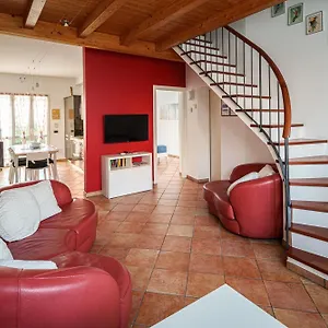 Apartment Accomodo Mit39 Trivano San Siro, Mailand