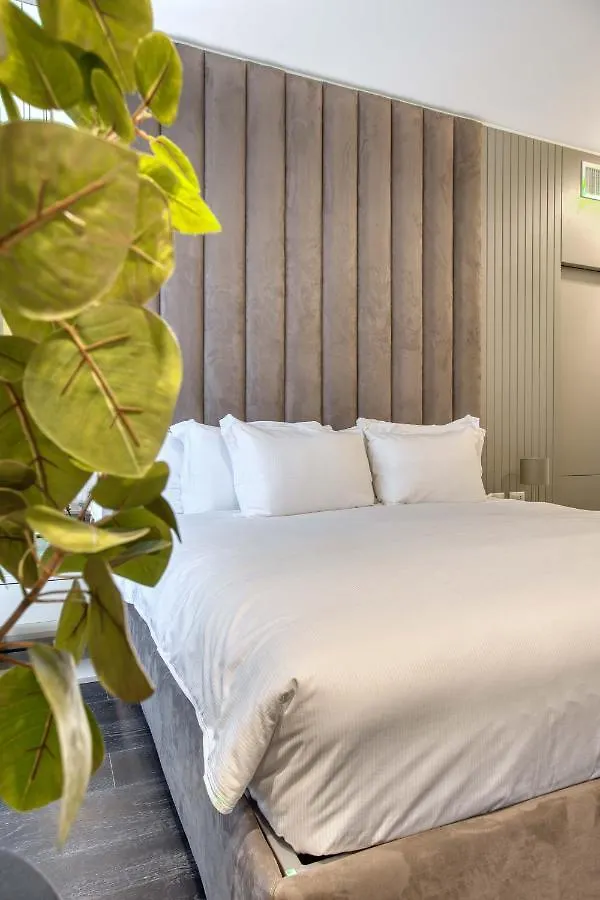 Le Suite Del Corso The Smart Boutique Aparthotel By Ospitami Milan Italy