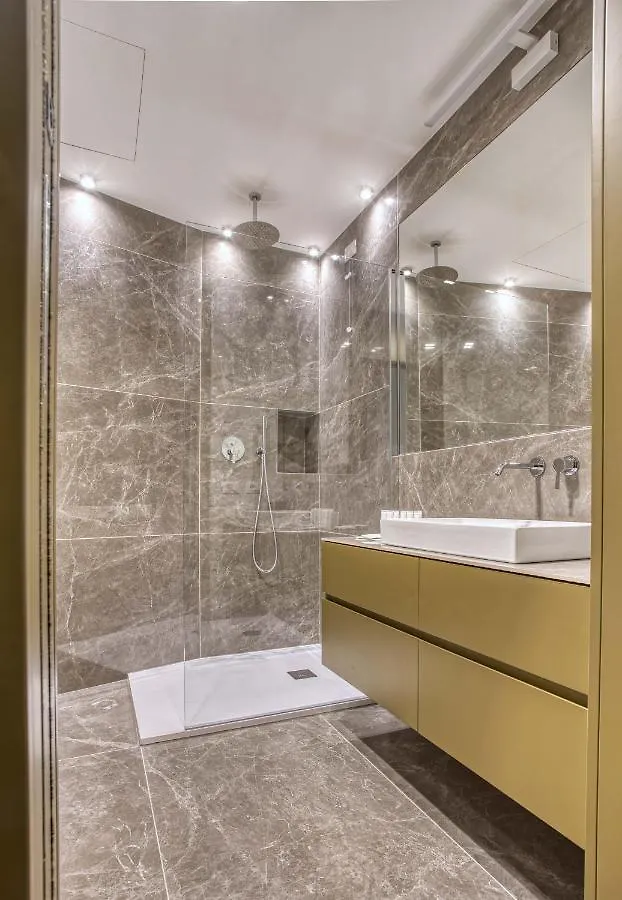 Apartment Le Suite Del Corso The Smart Boutique Aparthotel By Ospitami Milan